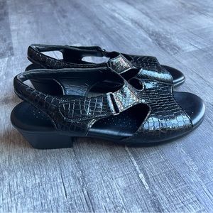 SAS Black Snake Print Leather Open Toe Slingback Sandals Women's Size 6